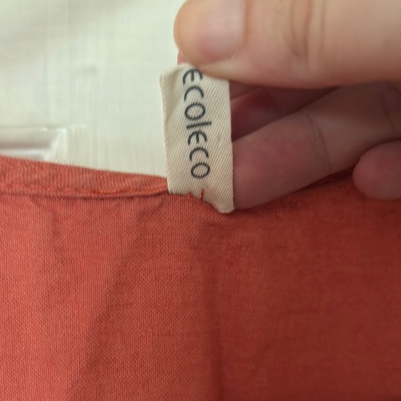 Ecoleco Chic Sleeveless Coral Midi Dress 🎞️ - Picture 4 of 6